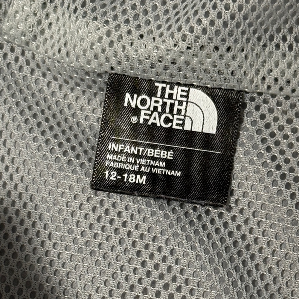 The North Face Light Gray Flurry Wind Jacket Size 12-18 Months - Picture 2 of 6